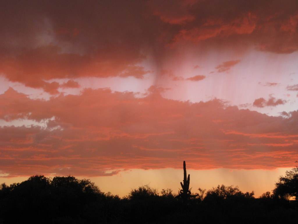 Virga in Tucson, AZ Courtesy & Copyright 2010 Julio Betancourt, Photographer